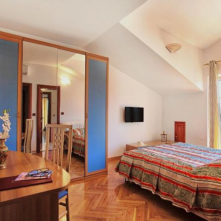 Villa Sveta Eufemija Bed End Breakfast I Ровин Екстериор снимка